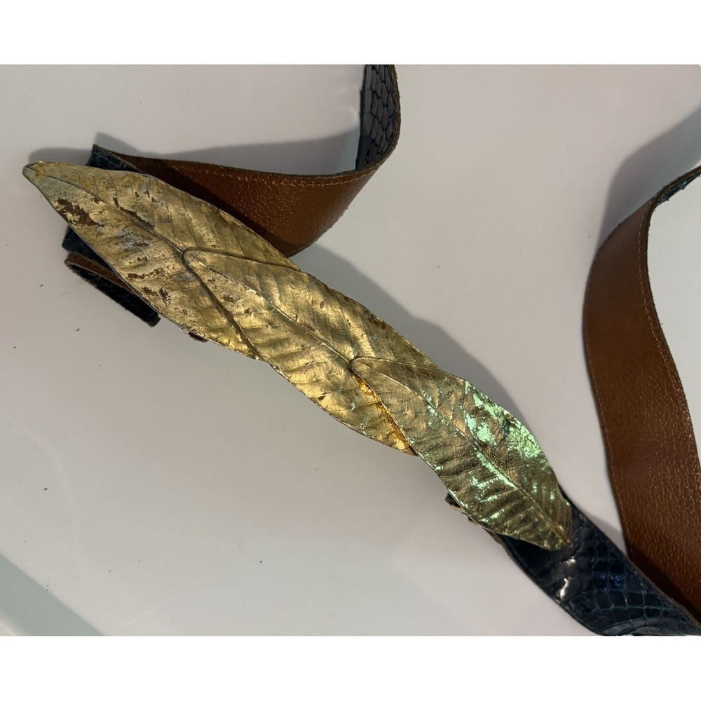 VTG MIMI DI N Gold Leaf Belt Green Snakeskin S M 80's